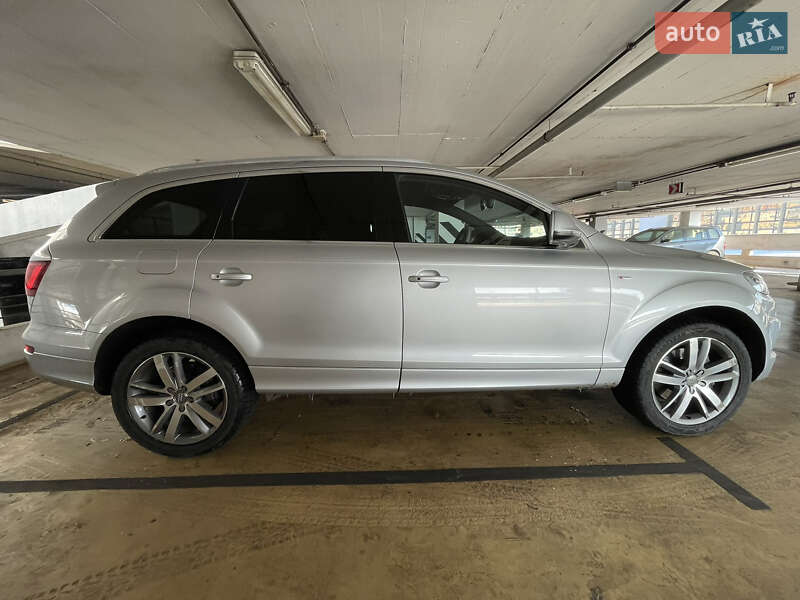 Позашляховик / Кросовер Audi Q7 2012 в Києві фото 11 Позашляховик / Кросовер Audi Q7 2012 в Києві