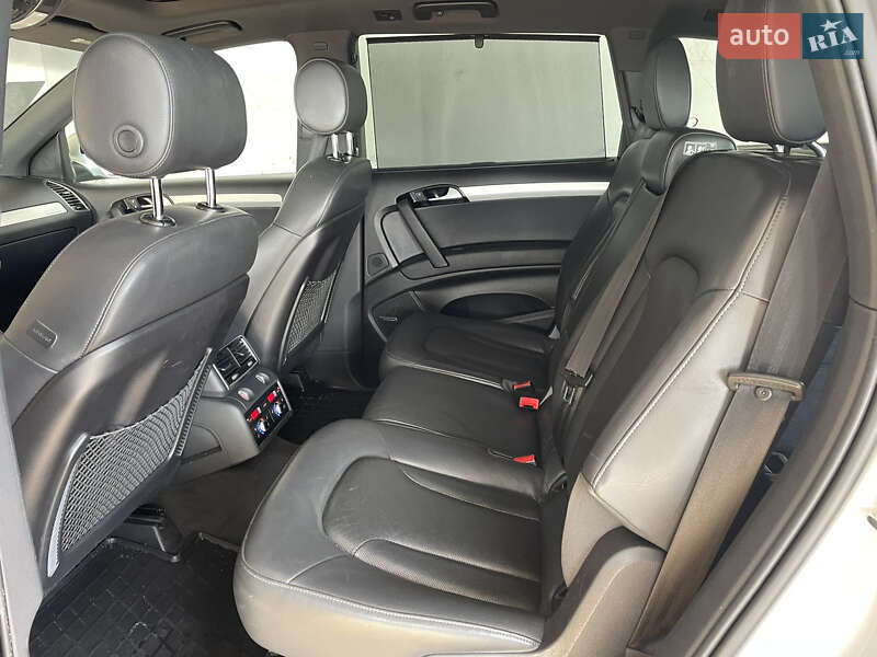 Позашляховик / Кросовер Audi Q7 2012 в Києві фото 32 Позашляховик / Кросовер Audi Q7 2012 в Києві