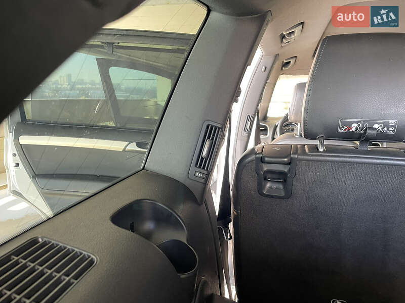 Позашляховик / Кросовер Audi Q7 2012 в Києві фото 49 Позашляховик / Кросовер Audi Q7 2012 в Києві