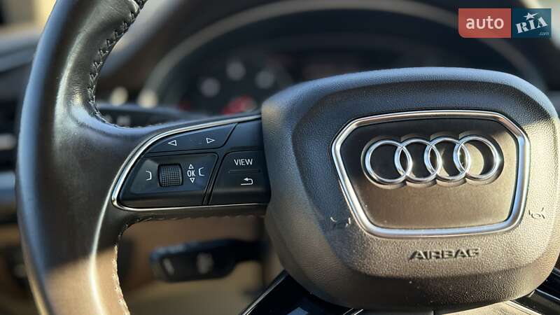 Позашляховик / Кросовер Audi Q7 2016 в Києві фото 31 Позашляховик / Кросовер Audi Q7 2016 в Києві