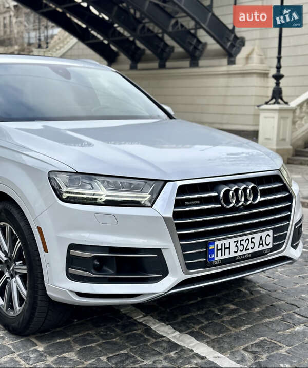 Позашляховик / Кросовер Audi Q7 2019 в Одесі фото Позашляховик / Кросовер Audi Q7 2019 в Одесі