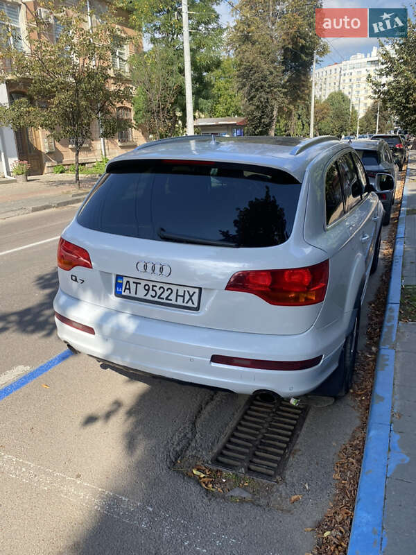 Внедорожник / Кроссовер Audi Q7 2008 в Ивано-Франковске