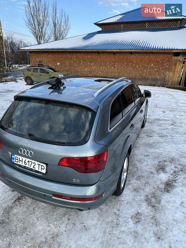 Внедорожник / Кроссовер Audi Q7 2007 в Славянске
