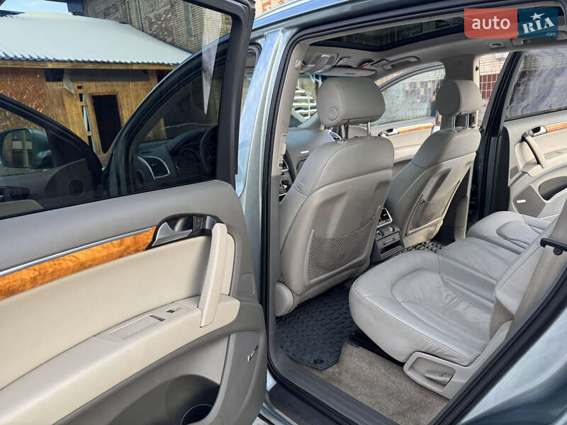 Внедорожник / Кроссовер Audi Q7 2007 в Славянске