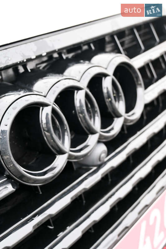 Внедорожник / Кроссовер Audi Q7 2017 в Луцке