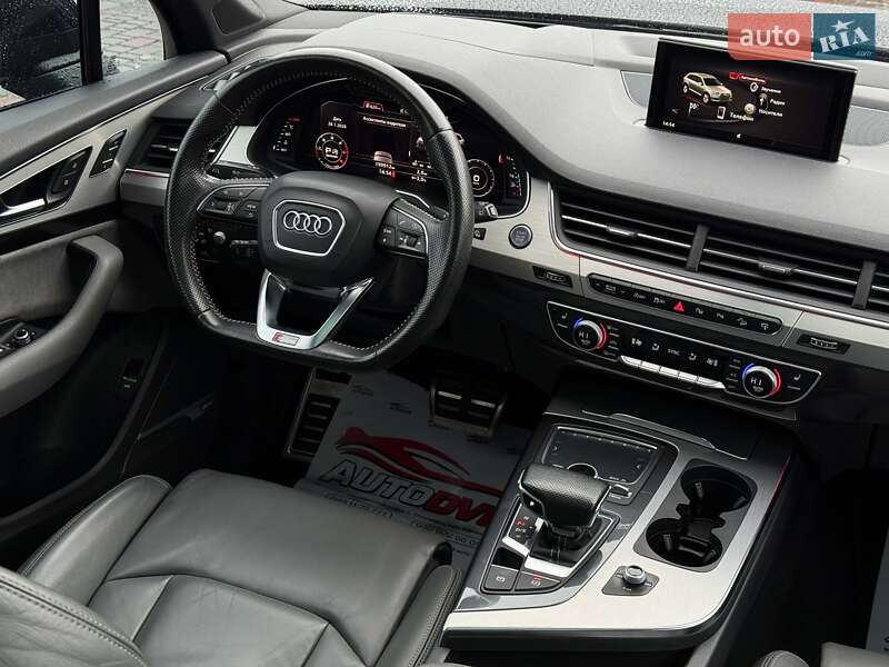 Позашляховик / Кросовер Audi Q7 2016 в Луцьку фото 94 Позашляховик / Кросовер Audi Q7 2016 в Луцьку