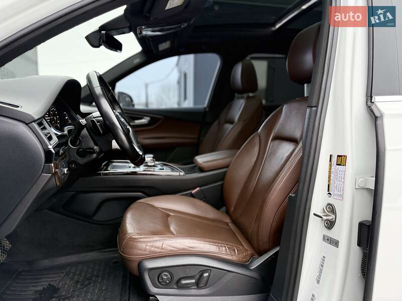 Внедорожник / Кроссовер Audi Q7 2017 в Львове фото 30 Внедорожник / Кроссовер Audi Q7 2017 в Львове