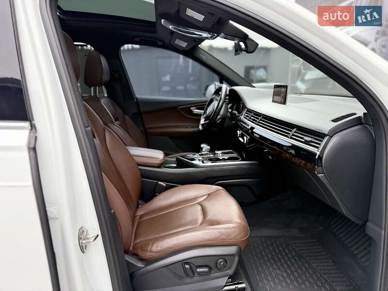 Внедорожник / Кроссовер Audi Q7 2017 в Львове фото 45 Внедорожник / Кроссовер Audi Q7 2017 в Львове
