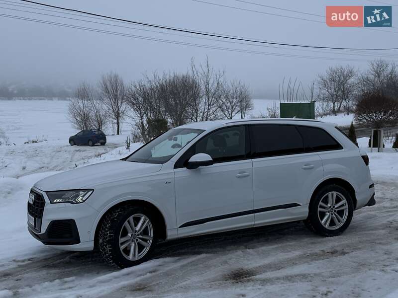 Позашляховик / Кросовер Audi Q7 2020 в Хмельницькому