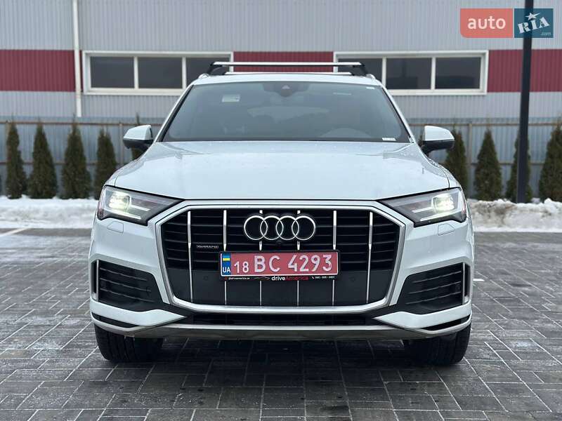 Позашляховик / Кросовер Audi Q7 2021 в Луцьку