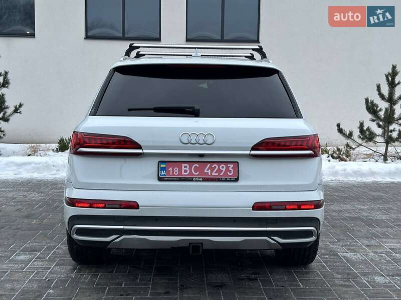 Позашляховик / Кросовер Audi Q7 2021 в Луцьку