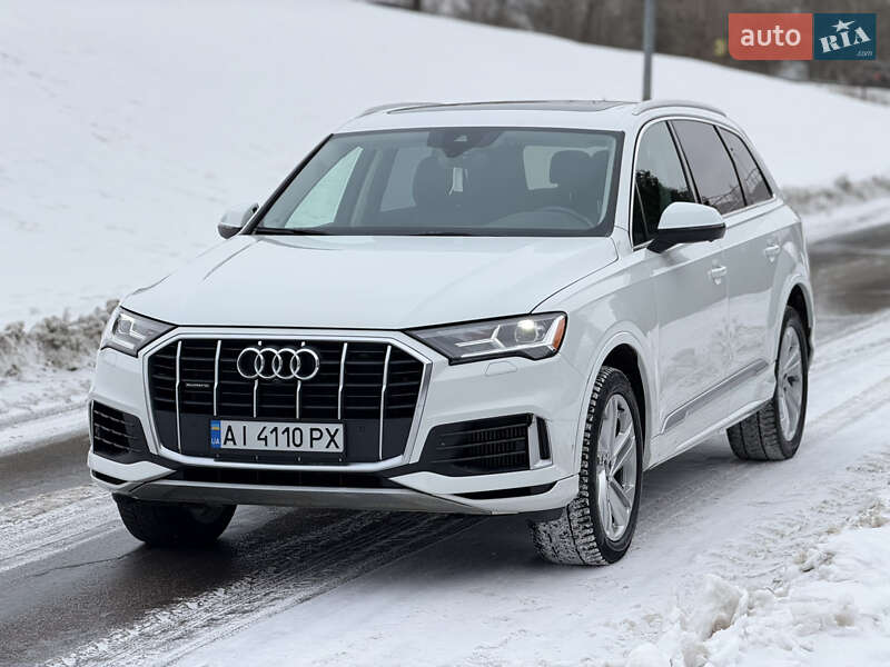 Позашляховик / Кросовер Audi Q7 2020 в Києві