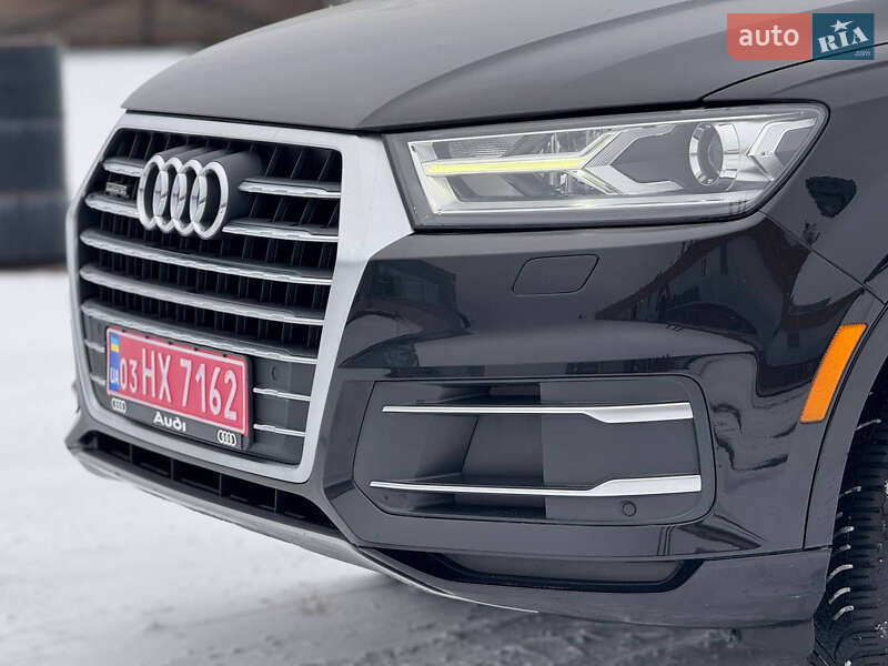 Внедорожник / Кроссовер Audi Q7 2017 в Киеве