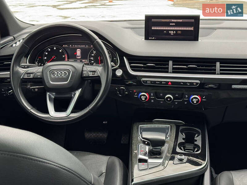 Внедорожник / Кроссовер Audi Q7 2017 в Киеве