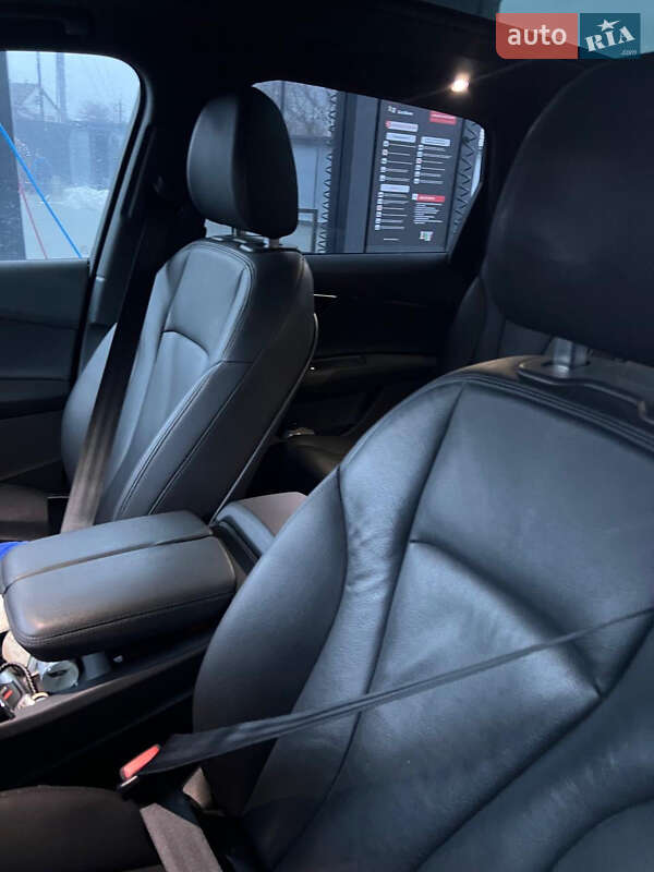 Позашляховик / Кросовер Audi Q7 2016 в Хусті фото 10 Позашляховик / Кросовер Audi Q7 2016 в Хусті