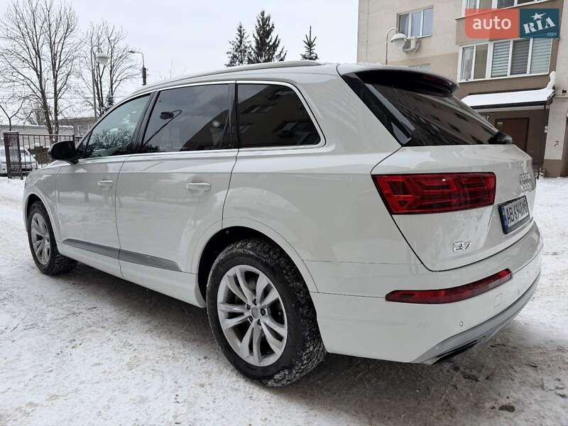 Внедорожник / Кроссовер Audi Q7 2019 в Виннице