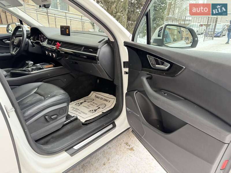 Внедорожник / Кроссовер Audi Q7 2019 в Виннице