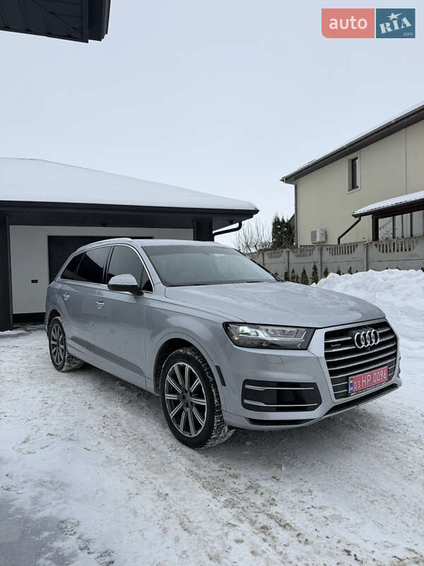 Audi Q7 2018