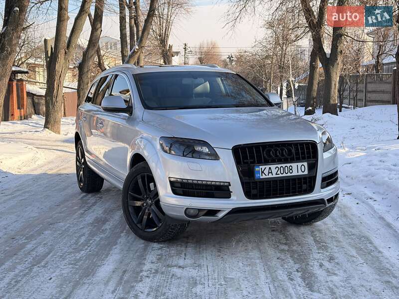 Внедорожник / Кроссовер Audi Q7 2014 в Киеве