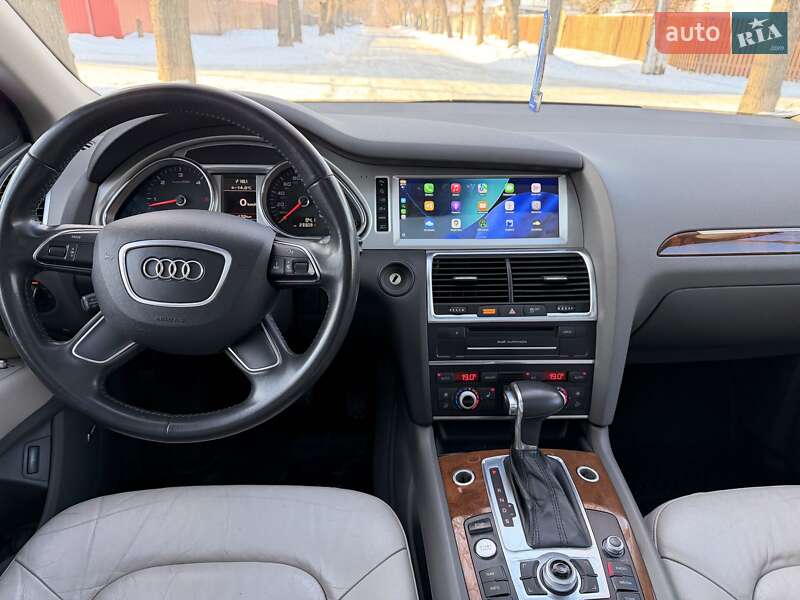 Внедорожник / Кроссовер Audi Q7 2014 в Киеве