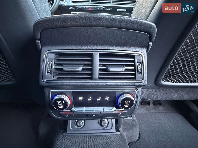 Внедорожник / Кроссовер Audi Q7 2015 в Ровно