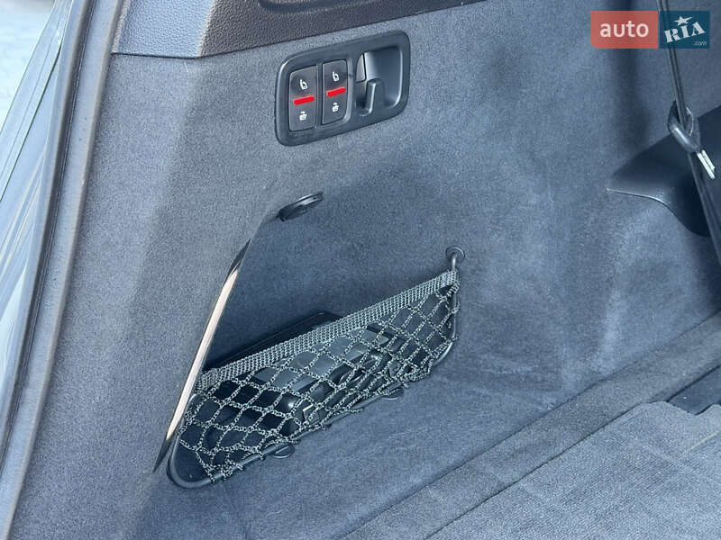 Внедорожник / Кроссовер Audi Q7 2015 в Ровно