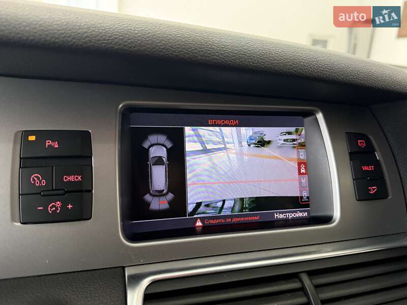 Внедорожник / Кроссовер Audi Q7 2013 в Черновцах