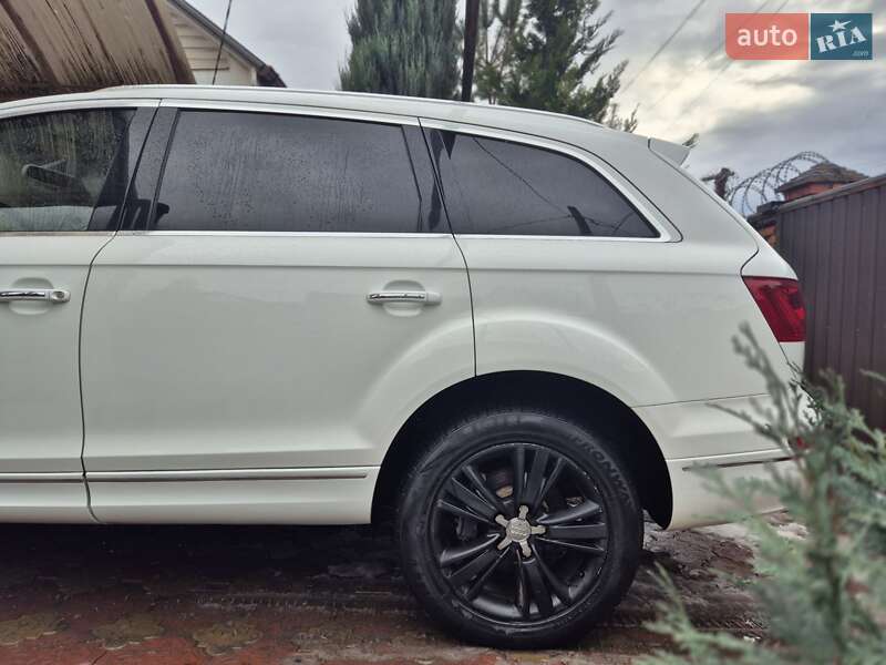 Внедорожник / Кроссовер Audi Q7 2010 в Запорожье