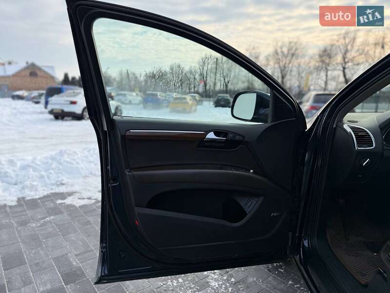 Внедорожник / Кроссовер Audi Q7 2012 в Коломые