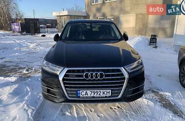 Внедорожник / Кроссовер Audi Q7 2017 в Черкассах