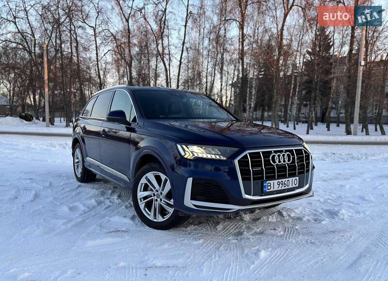 Позашляховик / Кросовер Audi Q7 2020 в Києві