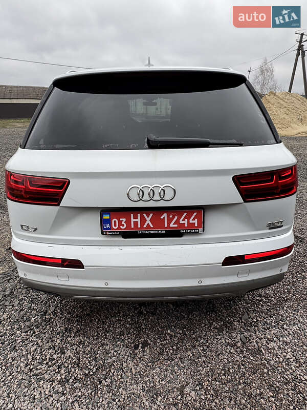 Внедорожник / Кроссовер Audi Q7 2016 в Луцке