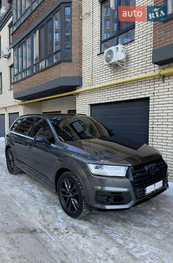 Внедорожник / Кроссовер Audi Q7 2018 в Житомире