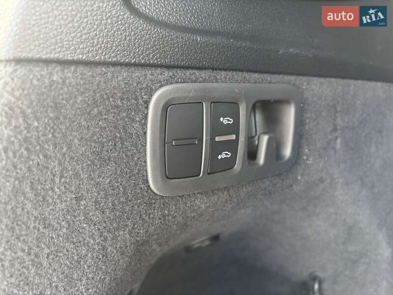 Внедорожник / Кроссовер Audi Q7 2019 в Киеве