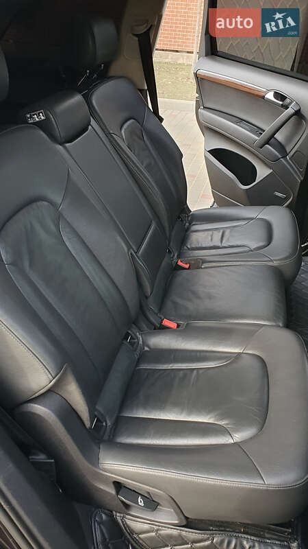 Внедорожник / Кроссовер Audi Q7 2010 в Измаиле