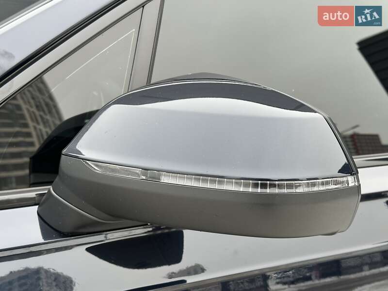 Внедорожник / Кроссовер Audi Q7 2017 в Киеве