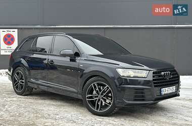 Позашляховик / Кросовер Audi Q7 2017 в Києві