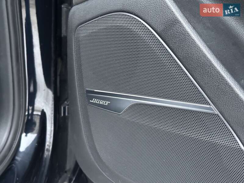 Внедорожник / Кроссовер Audi Q7 2017 в Киеве