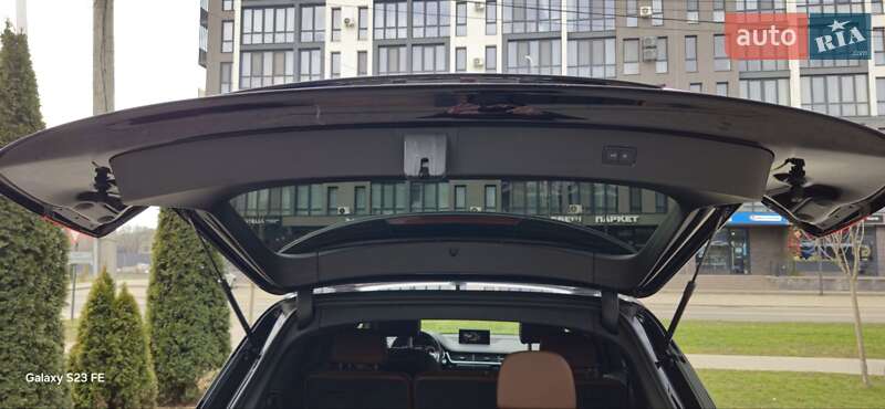 Позашляховик / Кросовер Audi Q7 2017 в Ужгороді