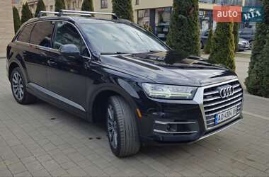 Внедорожник / Кроссовер Audi Q7 2017 в Ужгороде