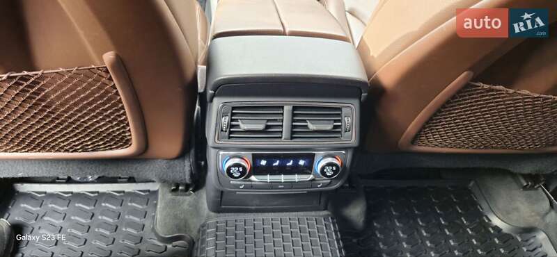 Позашляховик / Кросовер Audi Q7 2017 в Ужгороді