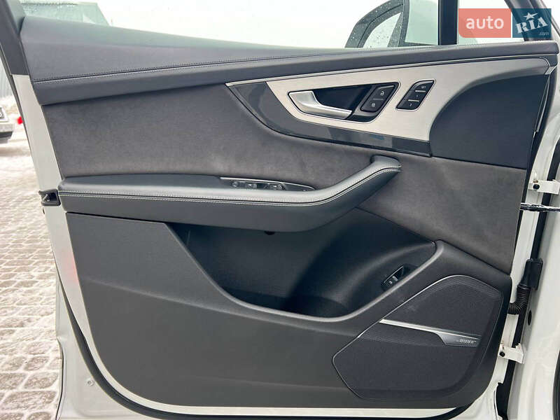 Внедорожник / Кроссовер Audi Q7 2015 в Львове фото 15 Внедорожник / Кроссовер Audi Q7 2015 в Львове