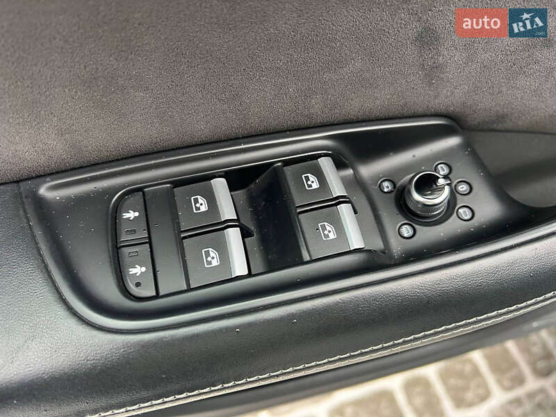 Внедорожник / Кроссовер Audi Q7 2015 в Львове фото 16 Внедорожник / Кроссовер Audi Q7 2015 в Львове