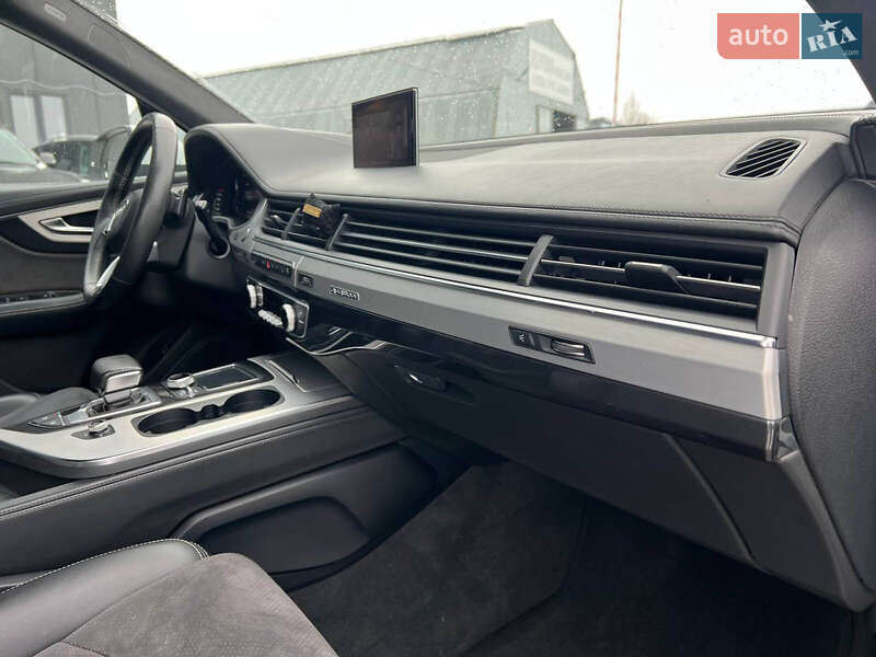 Внедорожник / Кроссовер Audi Q7 2015 в Львове фото 46 Внедорожник / Кроссовер Audi Q7 2015 в Львове