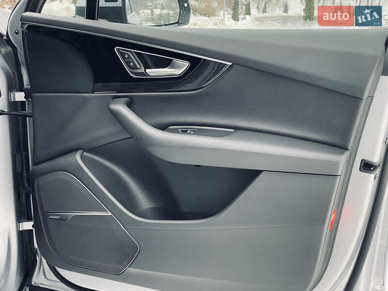 Внедорожник / Кроссовер Audi Q7 2016 в Львове