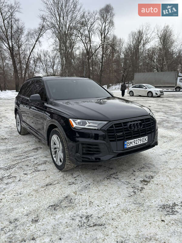 Внедорожник / Кроссовер Audi Q7 2019 в Сумах