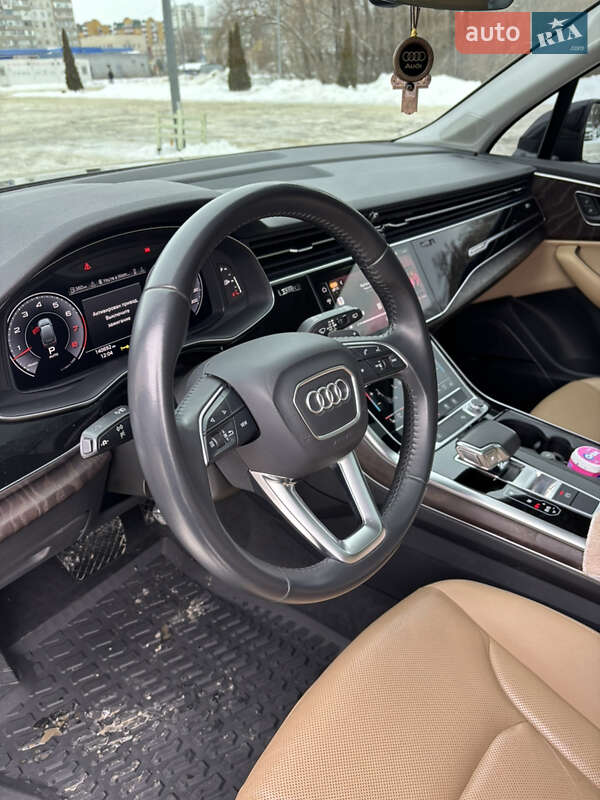 Внедорожник / Кроссовер Audi Q7 2019 в Сумах