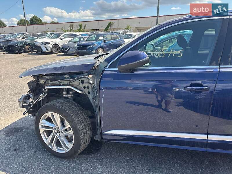 Позашляховик / Кросовер Audi Q7 2021 в Києві фото 9 Позашляховик / Кросовер Audi Q7 2021 в Києві