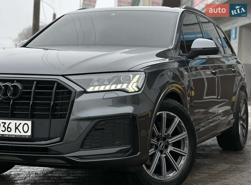 Внедорожник / Кроссовер Audi Q7 2021 в Ивано-Франковске
