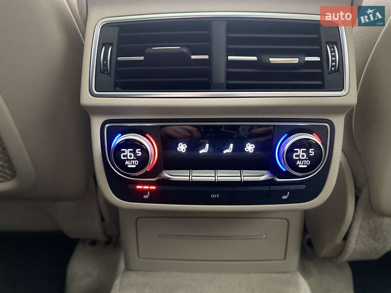 Внедорожник / Кроссовер Audi Q7 2017 в Луцке